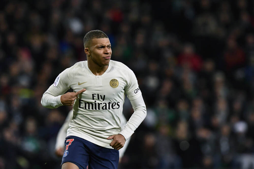 全世界都不明白, 为何现在西方不行了呢? 根本原因只有四个字